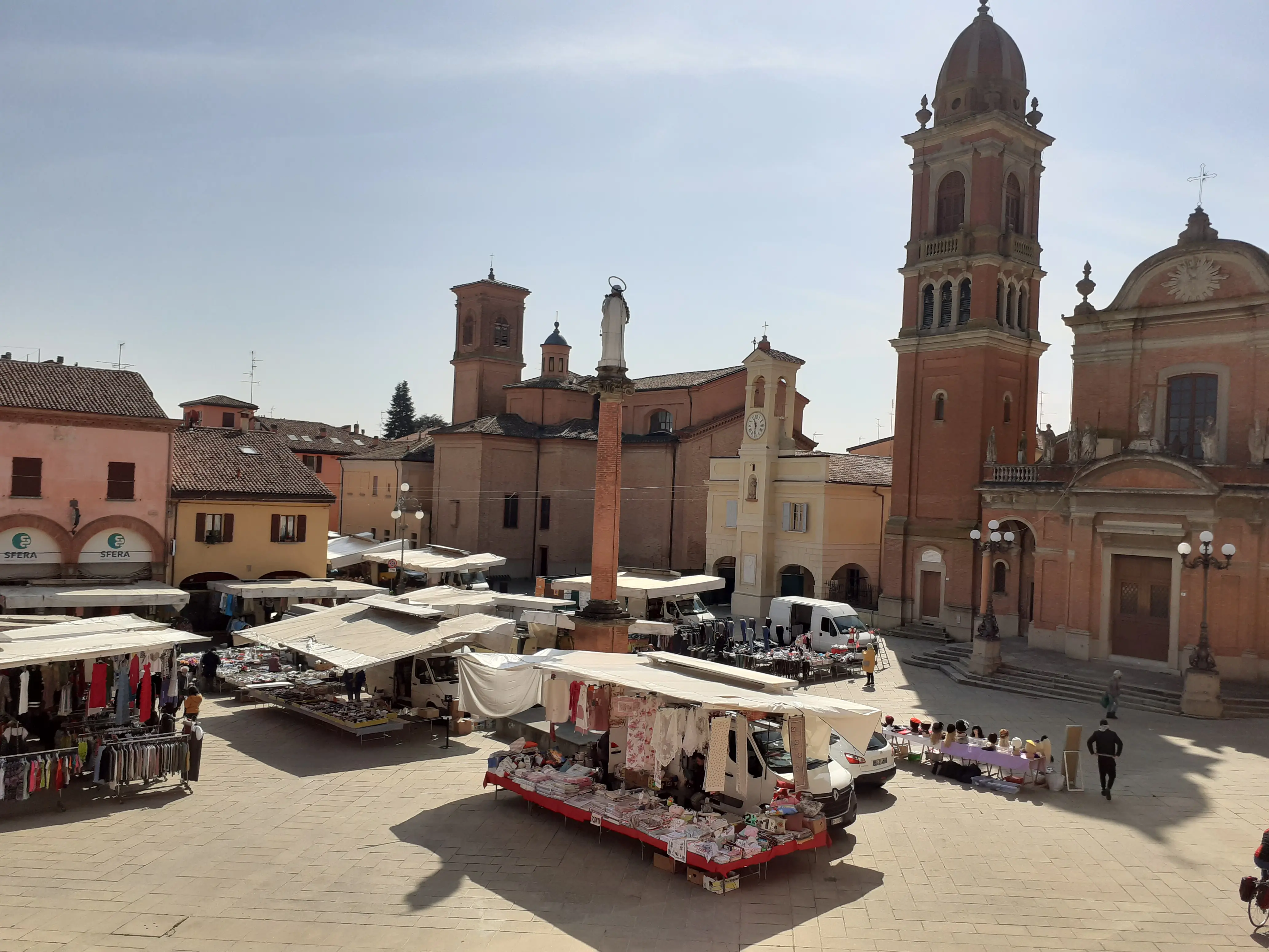 Mercato tradizionale del lunedì