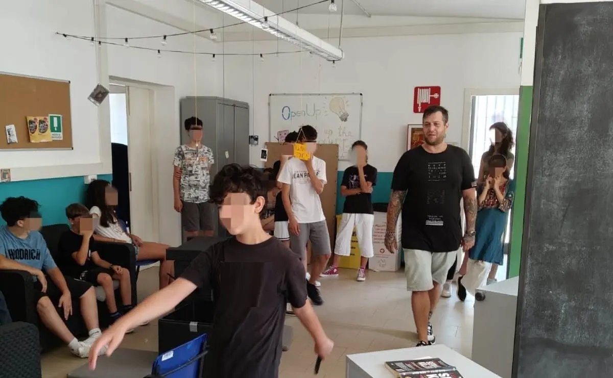 Centro giovanile di via Tosi 7: sabato 26 ore 15-18 festa per ragazzi e ragazze 11-18 anni