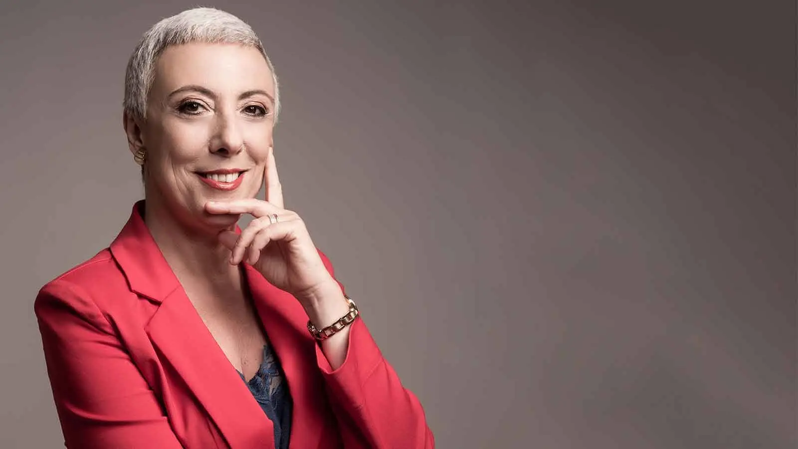  Risate al Cassero: sabato 7 va in scena “Age pride” con Alessandra Faiella
