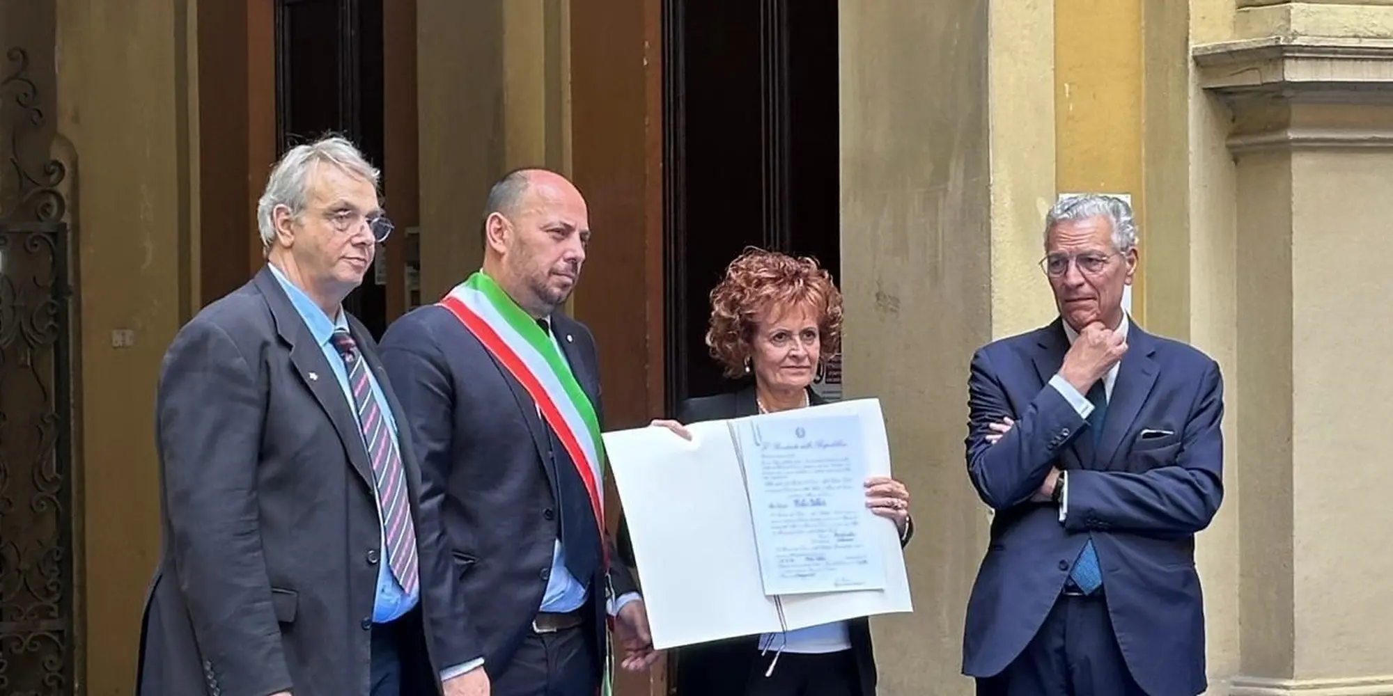 Complimenti a Mila Fabbri “Stella al Merito del Lavoro”, per il brevetto di “Maestra del Lavoro”