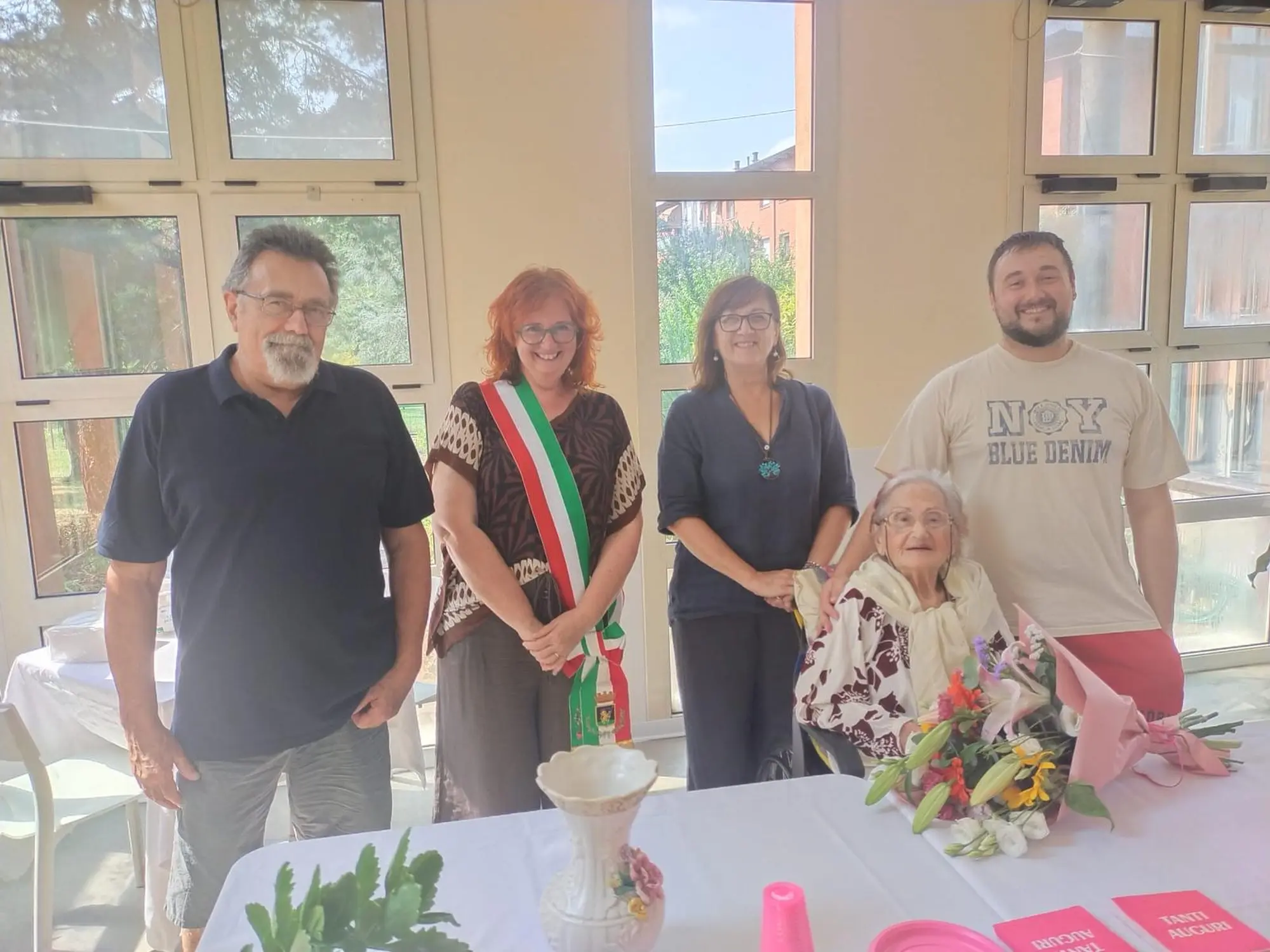 Gli auguri per i 103 anni di Luciana Berozzi