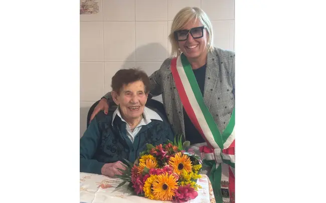  Castel San Pietro Terme ha festeggiato i 102 anni di Clotilde Gualandi
