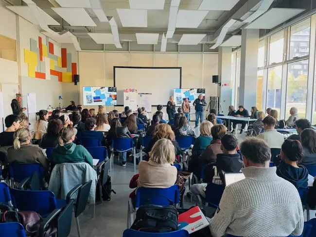 Piano Adolescenze Metropolitano: le Istituzioni accolgono le priorità delle giovani generazioni