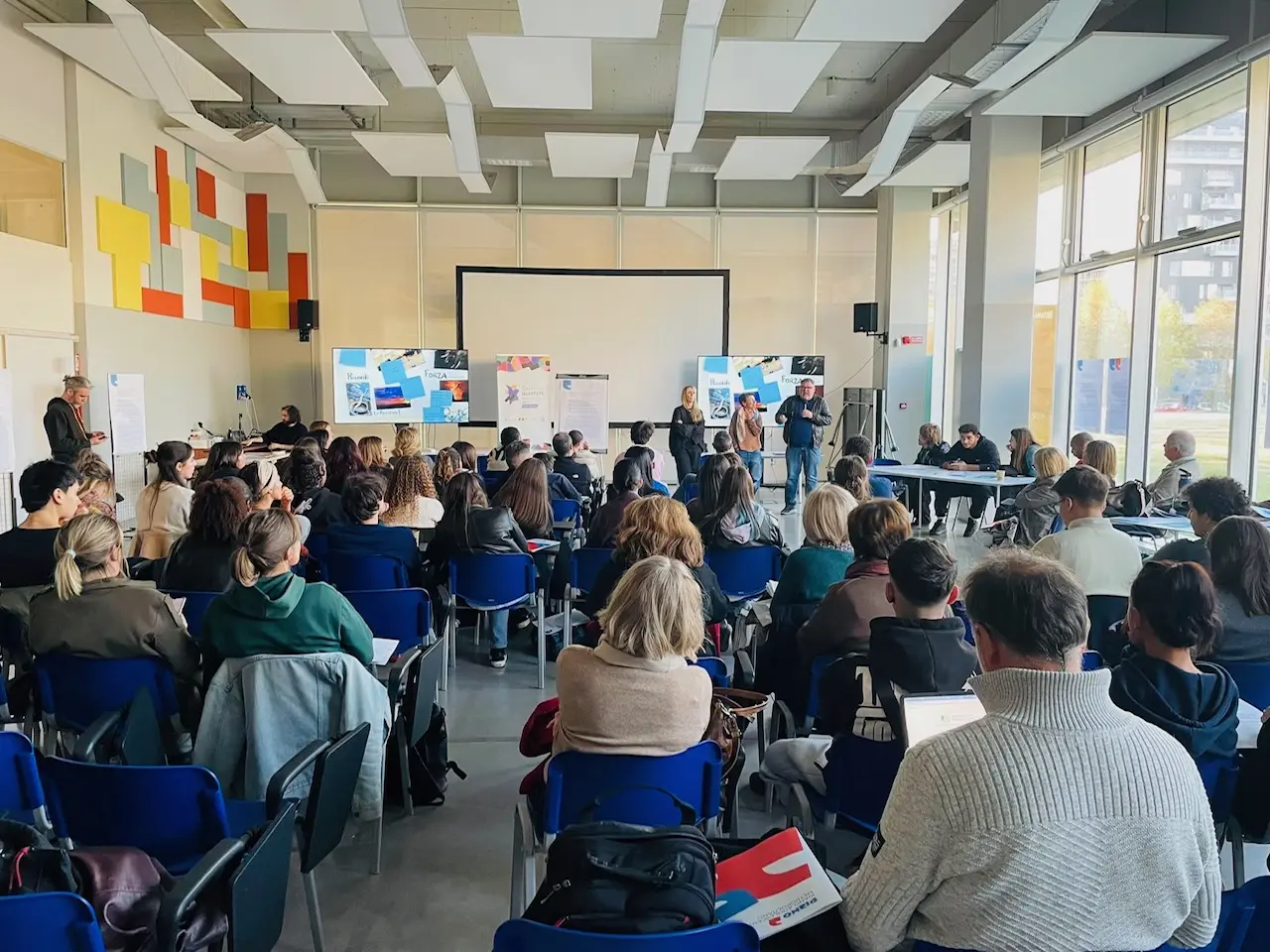 Piano Adolescenze Metropolitano: le Istituzioni accolgono le priorità delle giovani generazioni